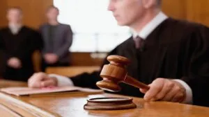 Caso Jessica Bustos vs. La Cotorrisa: ratifican medidas de protección a la influencer ante amenazas de muerte