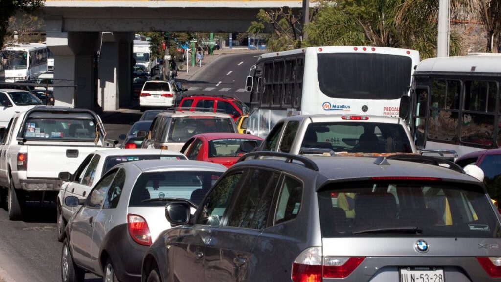 Medidas viales por las obras del Tren México-Querétaro.
