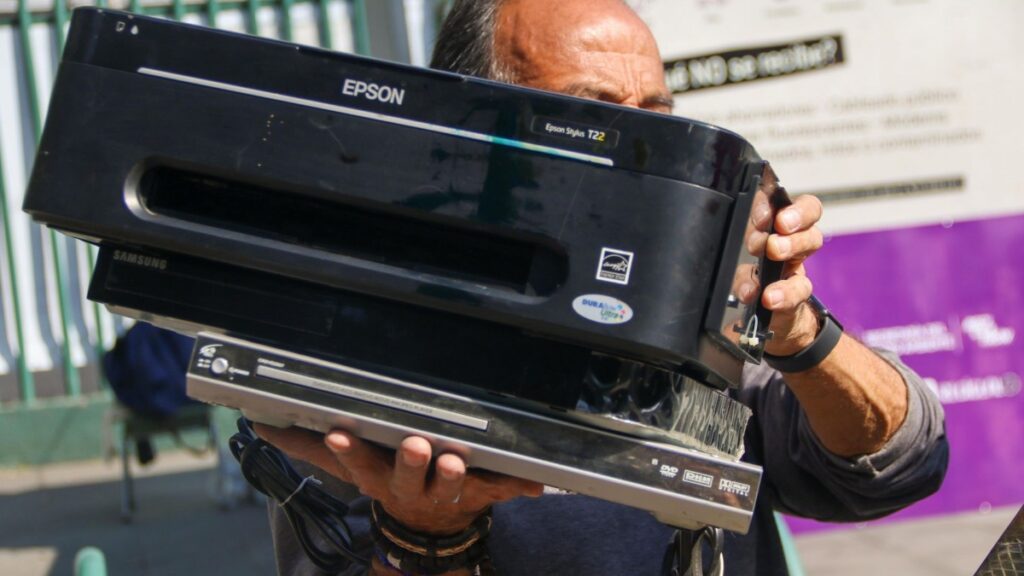 No tires los celulares viejos o las pilas a la basura: UNAM anuncia el Mega Reciclatrón 2026