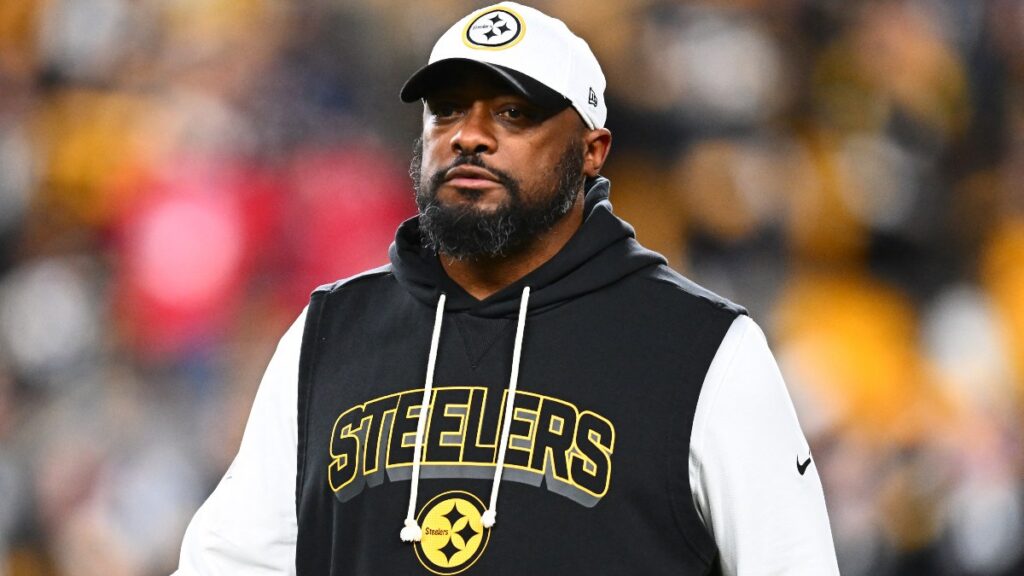 Mike Tomlin deja de ser entrenador de los Pittsburgh Steelers tras 19 temporadas