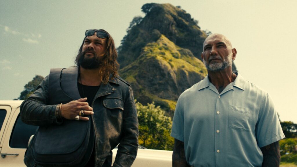 Dave Batista y Jason Momoa serán hermanos en "Demolición"