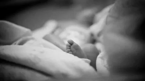 Fallece bebé por sarampión en Tlaxcala; el brote nacional crece con decenas de casos nuevos