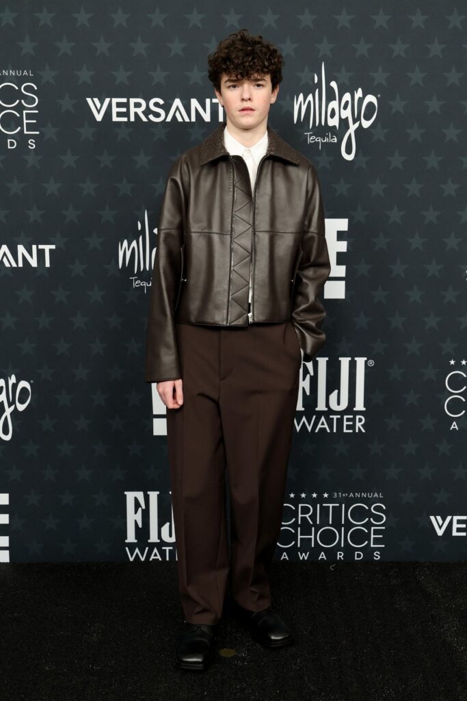 Owen Cooper, actor de “Adolescence” de Netflix en los Critic Choice Awards.