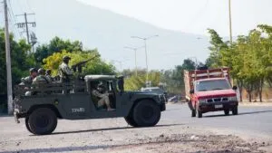 Ejército realiza simulacros en Michoacán para blindar el cielo de Tierra Caliente