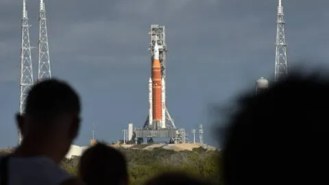 NASA adelanta posible lanzamiento de Crew-12 a la EEI para el 11 de febrero
