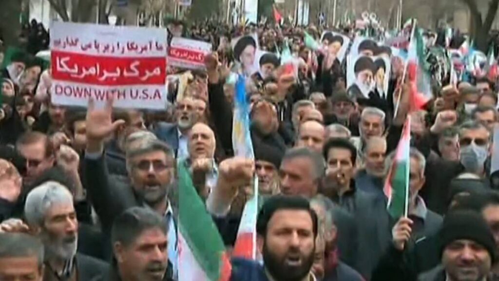 Protestas continúan en Irán sin internet