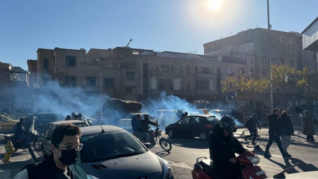 Reportan 6 muerto por protestas en Irán