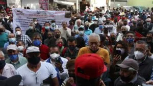 Ex trabajadores de la extinta Ruta 100 encabezan las movilizaciones en CDMX este 15 de enero