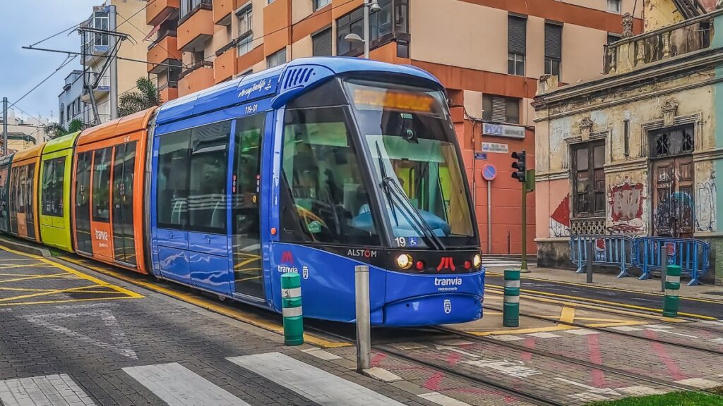 Descarrilamiento de tranvía en Tenerife, España. Foto: Gettyimages