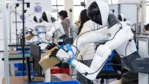 Robots humanoides: empresas chinas toman la delantera y superan a EE. UU.