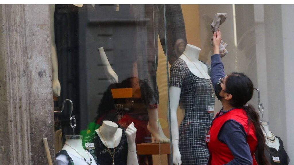 El aumento al salario mínimo en 2026 sólo aplica a quienes ganan el mínimo; otros sueldos dependen del empleador.