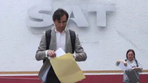SAT aclara: Constancia de Situación Fiscal no es obligatoria para facturar