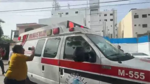 Trasladan a Sergio Torres Félix a otro hospital bajo fuerte operativo de seguridad