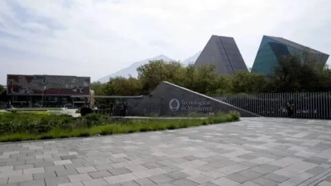 Tec de Monterrey supera a la UNAM en el World University Rankings 2026, Oxford queda en primer lugar