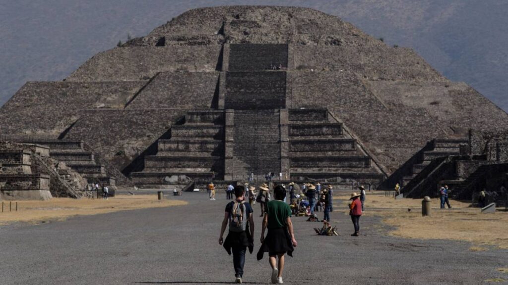 Teotihuacán opera normal tras granizada atípica.