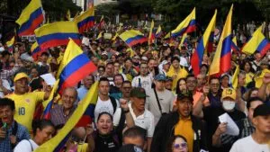 EE. UU. podría controlar Venezuela durante años y explotar su petróleo, dice Trump