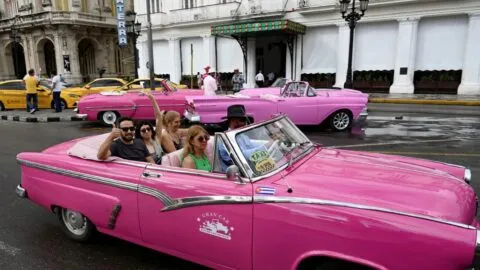 Turismo en Cuba se desploma sin el petróleo de Venezuela y con crecientes tensiones con EE.UU.