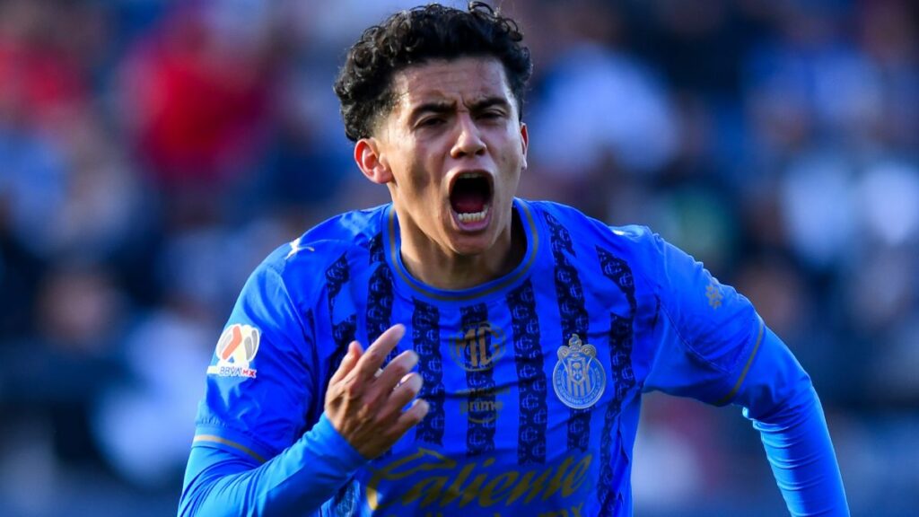 Chivas doblega a San Luis y se mantiene como líder en el Clausura 2026