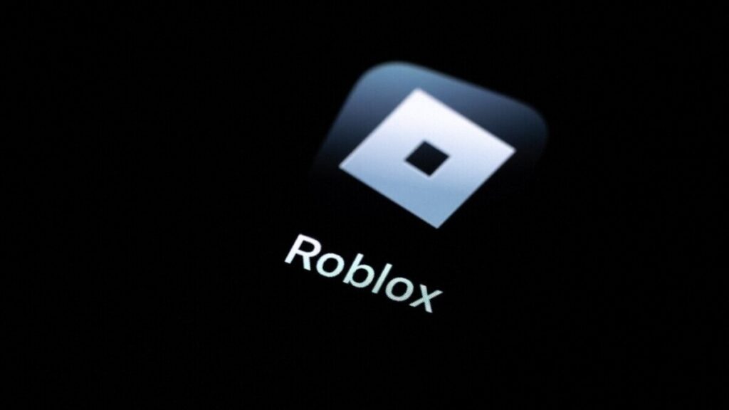 Peligro en Roblox, Minecraft o Fortnite: así operan quienes usan videojuegos para enganchar a menores