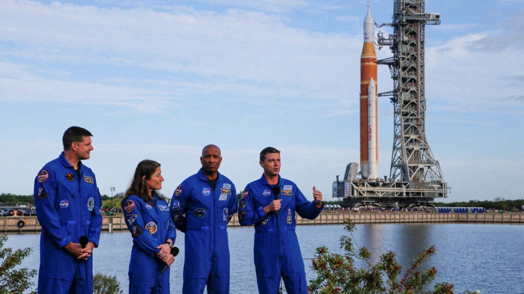Los astronautas podrán llevar su celular en nueva misión lunar