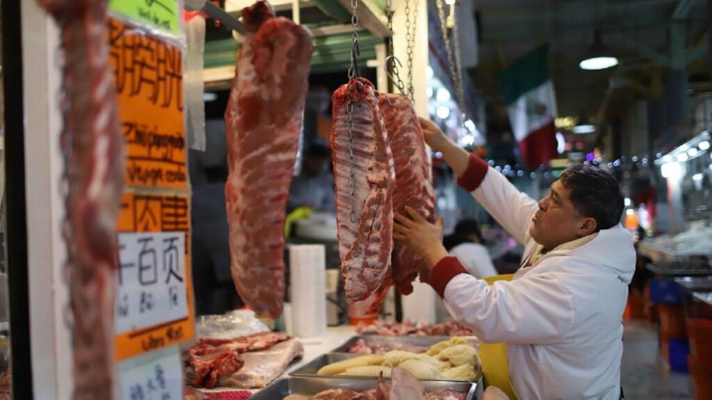 Sube inflación en enero del 2026: limón, vivienda y tacos, entre productos que subieron