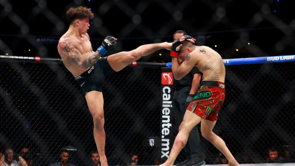 Brandon Moreno sufre dolorosa derrota en UFC México