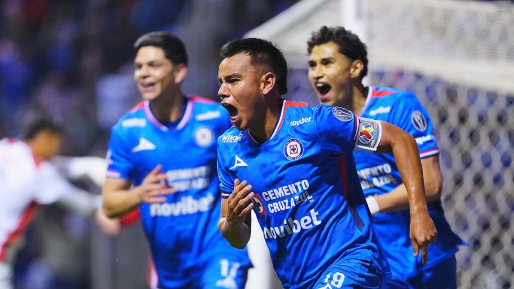 Cruz Azul acaba con el invicto de las Chivas
