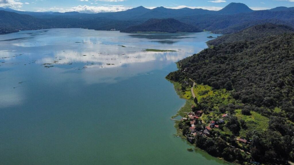 Presa del Sistema Cutzamala.