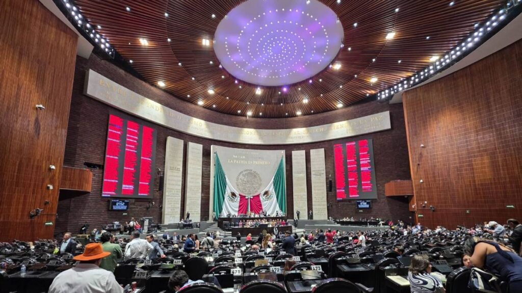 Diputados guardaron un minuto de silencio por agentes de seguridad caídos en operativo contra el "Mencho".