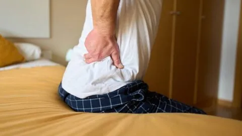 ¿El dolor de espalda podría dar problemas de sueño en los próximos años?
