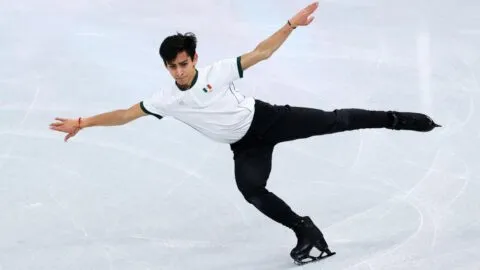 Sigue a Donovan Carrillo en el patinaje artístico, programa corto, de los Juegos Olímpicos de Invierno