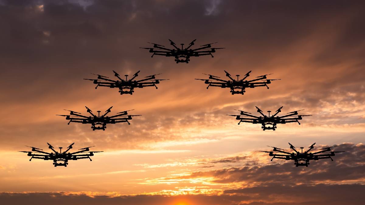 Ataque con drones ucranianos deja incendio en terminal petrolera rusa de San Petersburgo