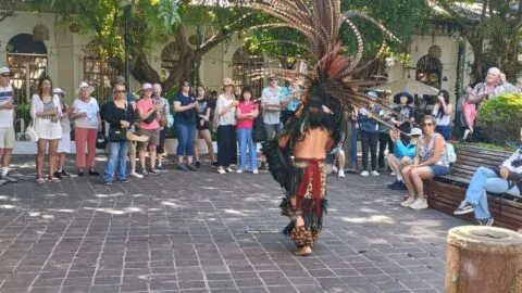Mazatlán se llena: 4 mil turistas llegan en crucero en pleno arranque del Carnaval 2026