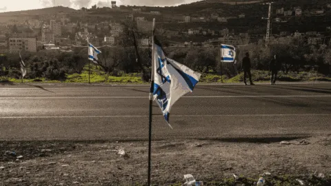 Hamás denuncia como “nula” la designación de zonas de Cisjordania como propiedad de Israel