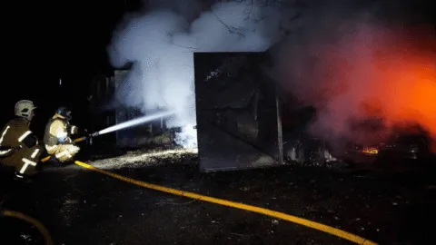 Zelenski denuncia ataque masivo de Rusia con 25 misiles y 400 drones contra Ucrania