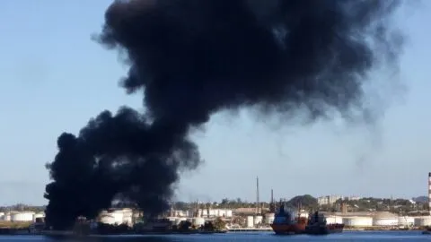 Videos: se incendia planta petrolera en La Habana, Cuba; fuego ya fue controlado