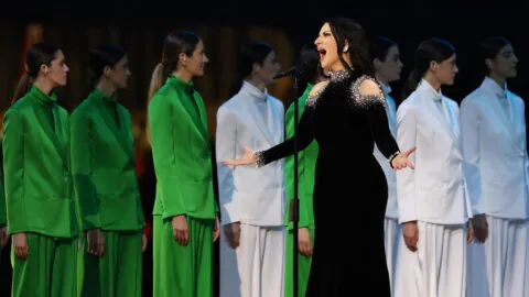 Así entonó Laura Pausini el himno nacional italiano en la inauguración de Milano Cortina 2026