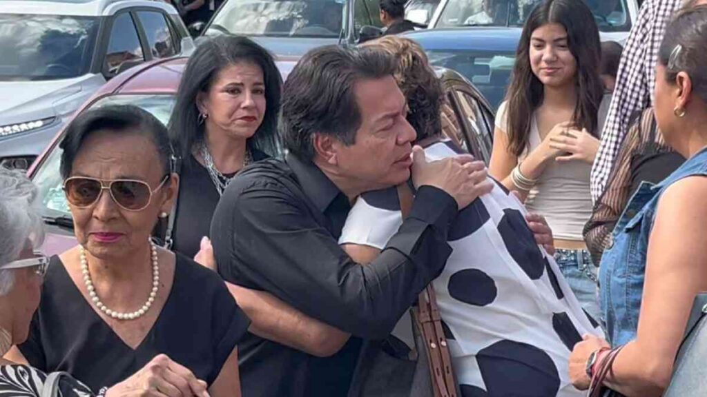 Exigen justicia por homicidio de familiares del titular de la SEP en Colima