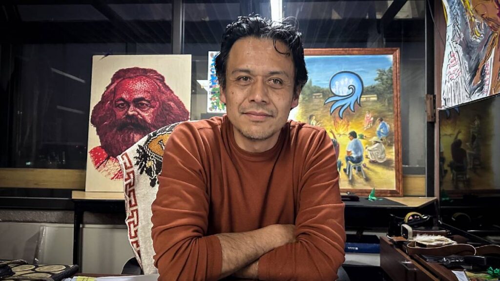 El presidente nacional de la Unión Nacional de Padres de Familia, Israel Sánchez Martínez, cuestionó los libros de texto de la Nueva Escuela Mexicana y advirtió sobre rezago educativo, errores de contenido y falta de diálogo con autoridades.