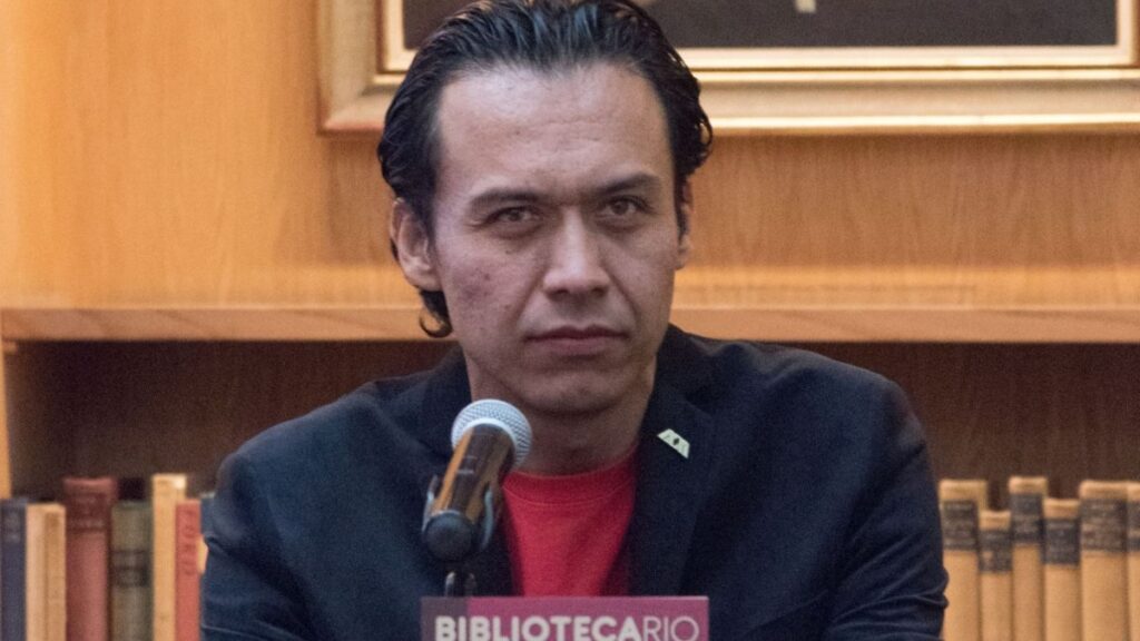 Marx Arriaga no fue despedido, asegura la SEP, pero ya no está a cargo de Materiales Educativos