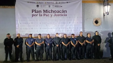 Golpe a la policía en Ecuandureo: arrestan a su director y 10 elementos ligados al “Mencho”