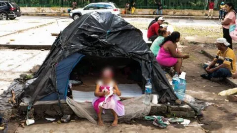Cubanos deportados a México: en un limbo legal y laboral