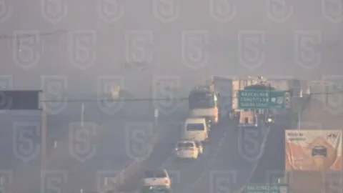 Neblina causa carambola de más de 15 vehículos en Lerma; deja al menos, un muerto y heridos