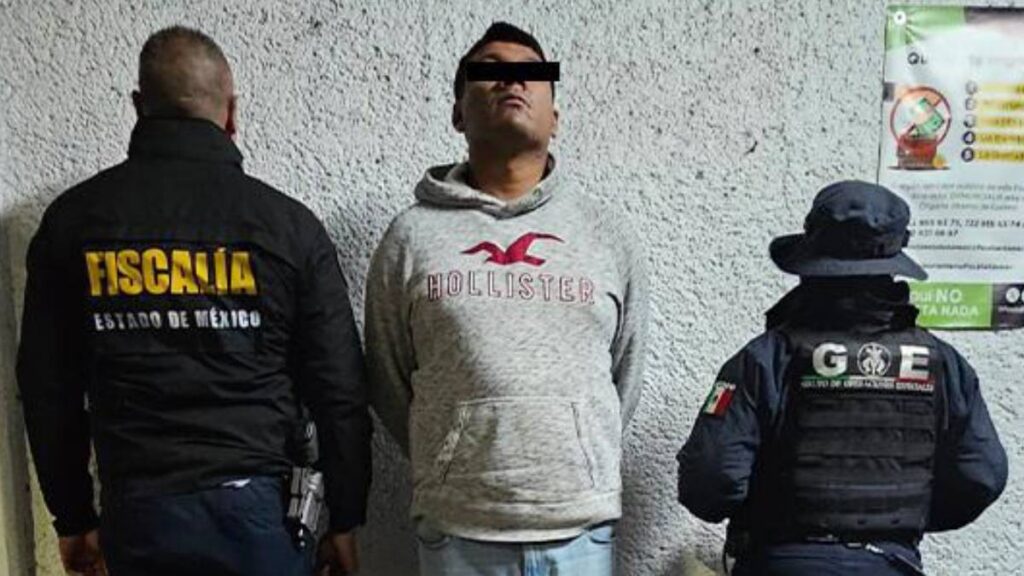 Anthony “N” habría arrojado al perrito por unas escaleras.