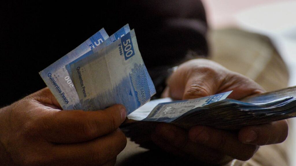 El SAT supervisa préstamos y créditos personales habituales como actividades vulnerables.