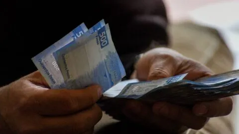 Créditos entre particulares pueden ser actividad vulnerable ante el SAT