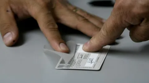 Estos son los documentos que funcionan como identificación oficial