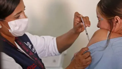 CDMX activará módulos nocturnos de vacunación contra sarampión