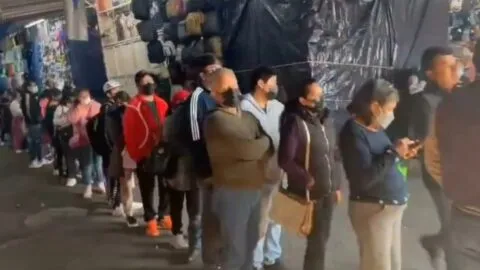 Reportan brote de sarampión en el Mercado Hidalgo de Puebla capital y activan vacunación