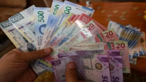 Estos son los billetes más falsificados en México